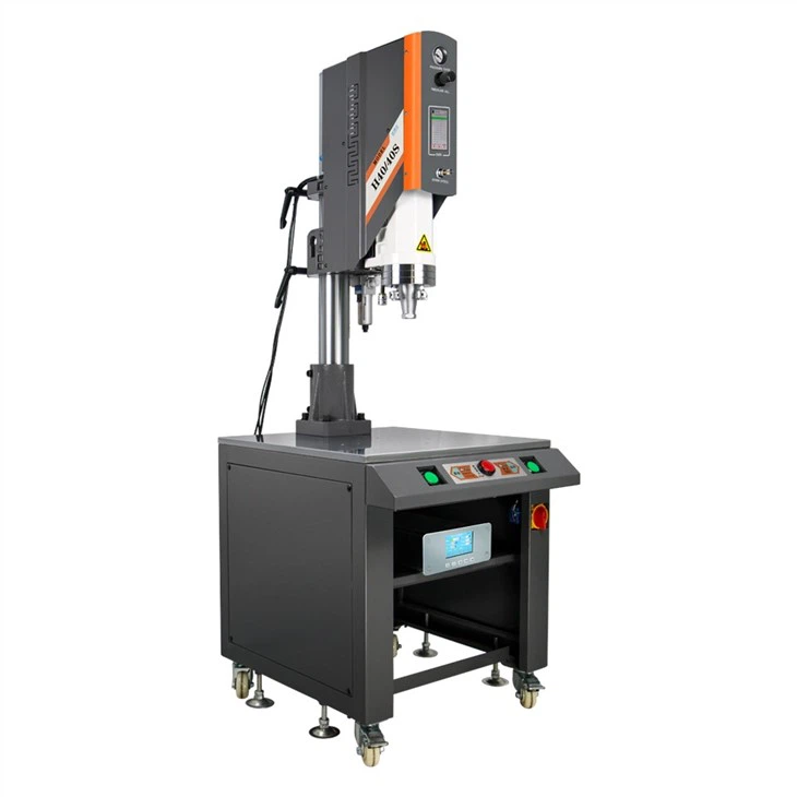 Ultrasonic Welding Plastic Case Machine (2)